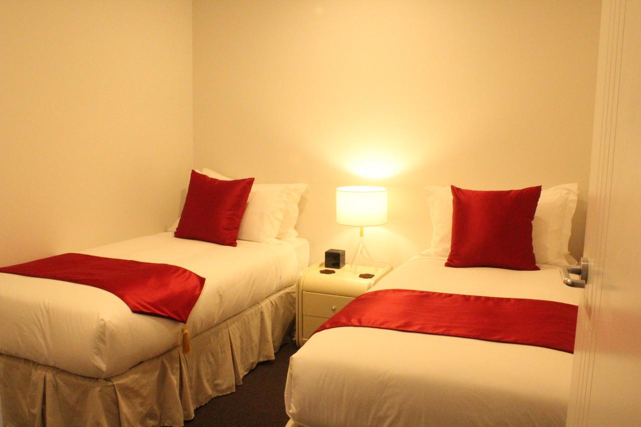 Bealey Plaza Motel Christchurch Exterior photo A bed runner