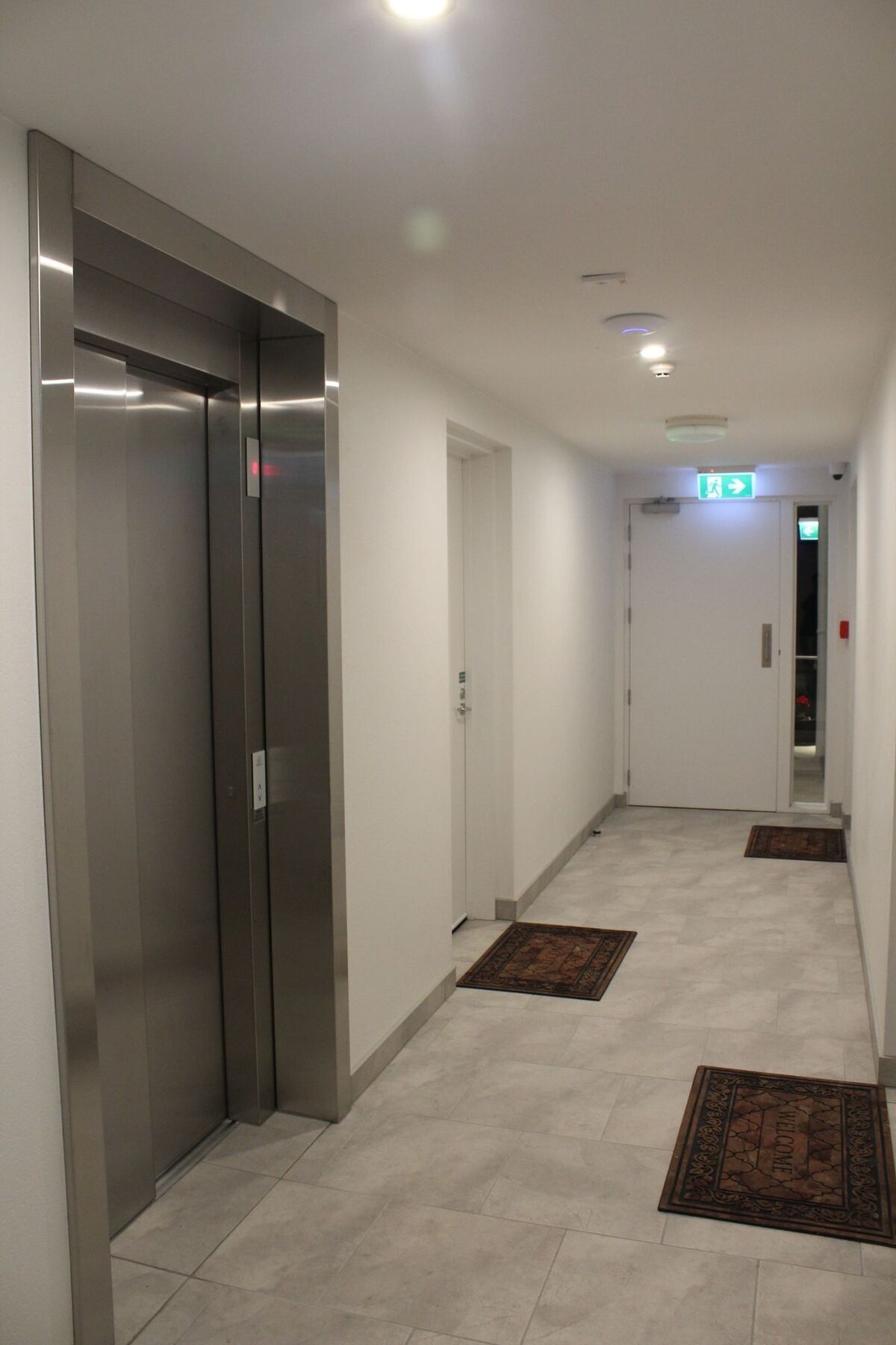 Bealey Plaza Motel Christchurch Exterior photo A typical corridor